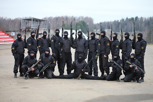 Cảnh sát đặc nhiệm Nga trình diễn tại Intepolitex-2012